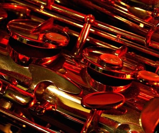 Susan Carol, Tiffany Goucheì